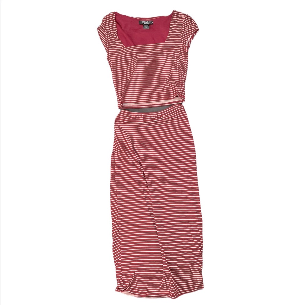 Matching magenta set